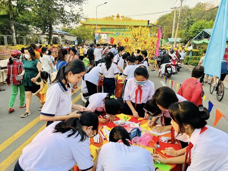 Trường THCS tham gia chương trình “Xuân Yêu Thương Tết Đong Đầy”